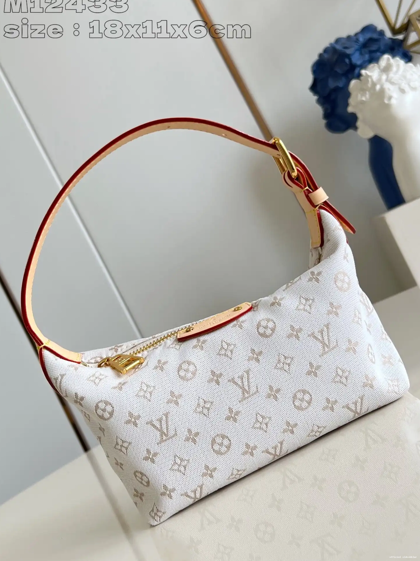 Official oldcobbler Vuitton Hills Pochette Louis 0618